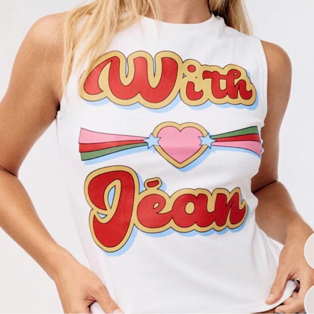 With Jean graphic tan